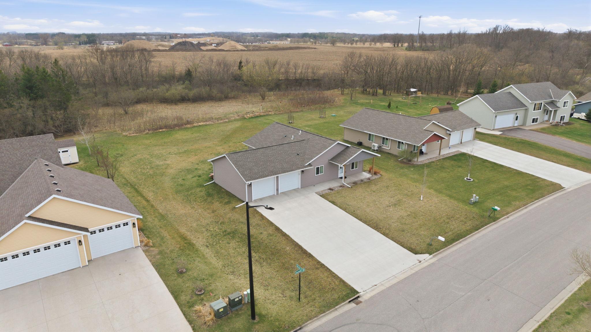 1504 Jasmine Drive — photo
