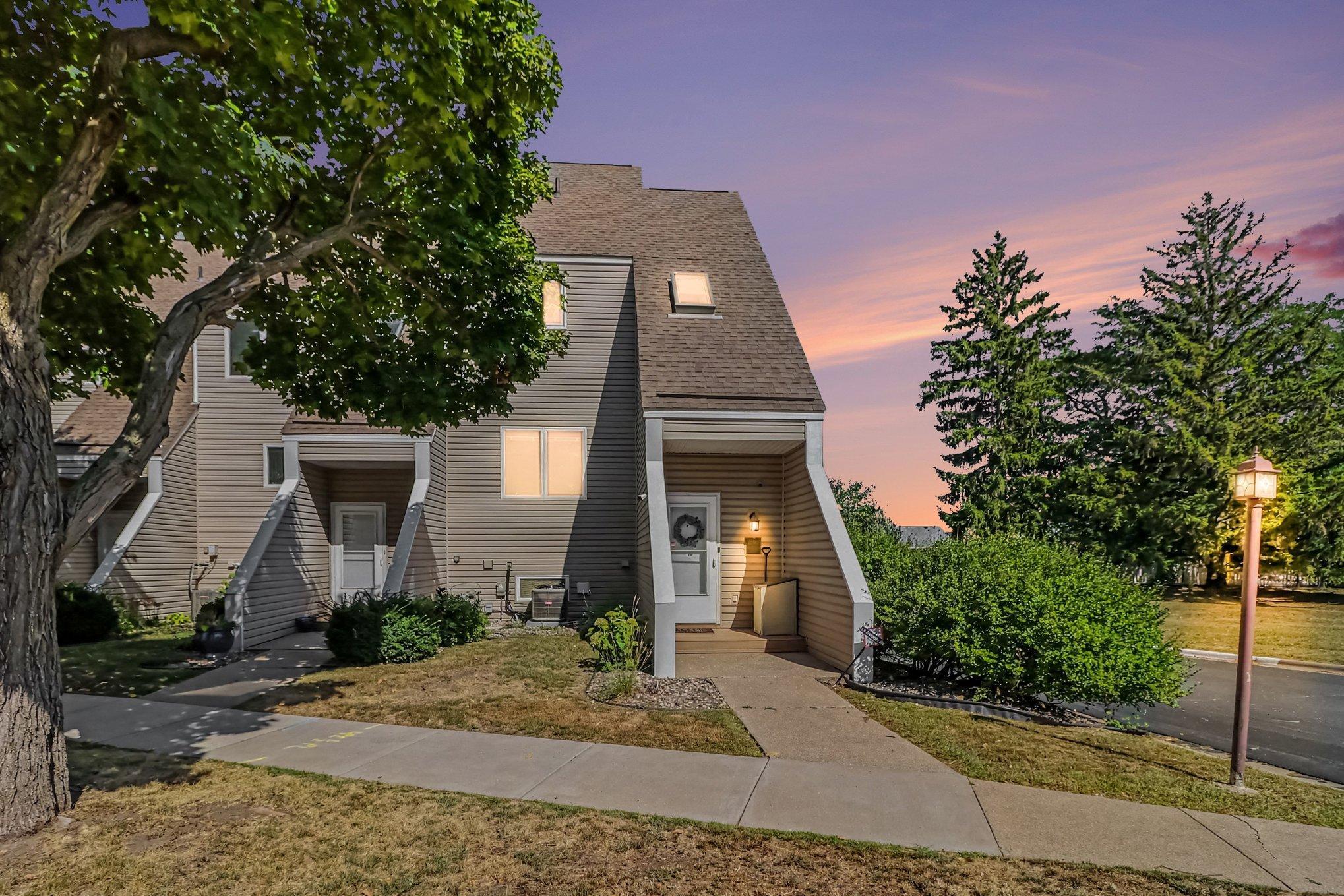 1306 Boardwalk Place — photo