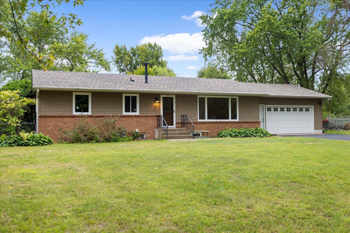 6101 Oak Circle — photo