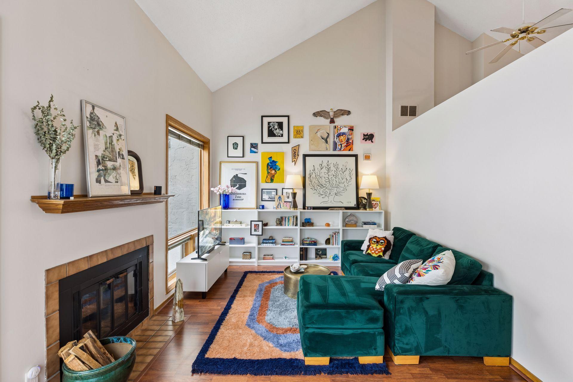 3008 Lake Shore Drive — photo