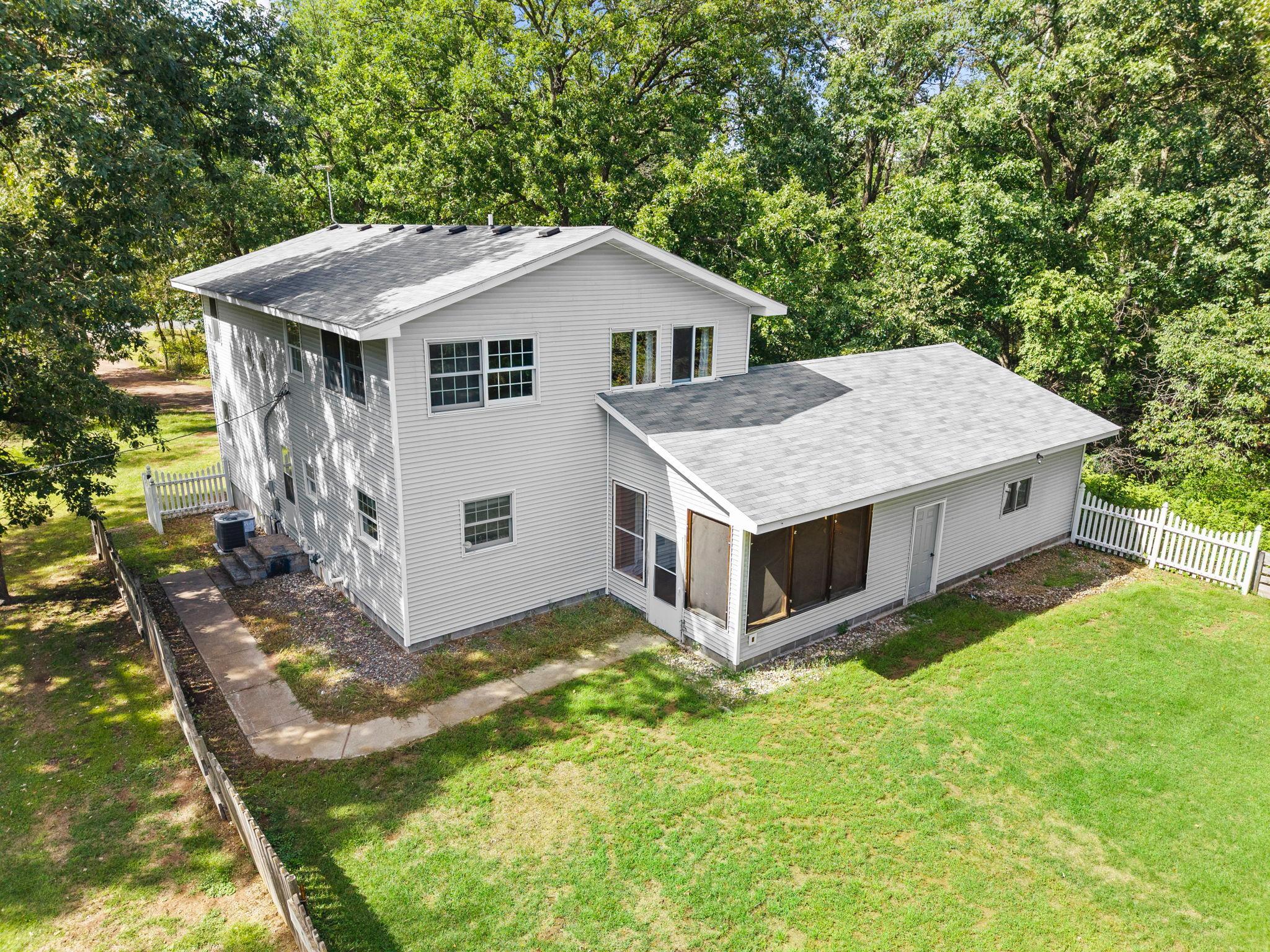 2488 Sunny Acres Lane — photo