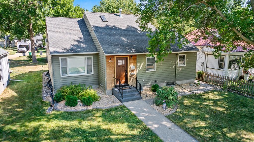 404 Walnut Street — photo