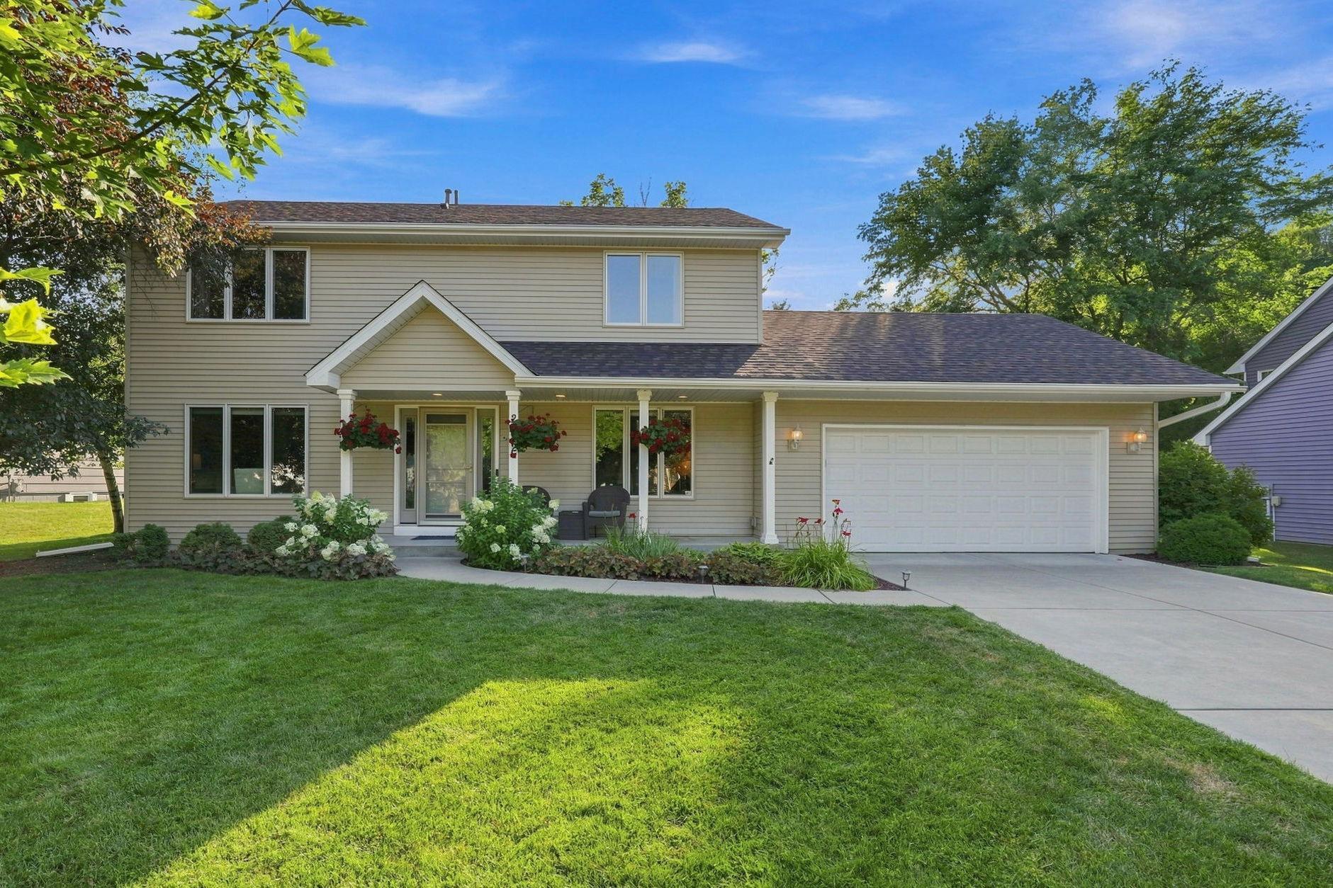 2222 Parkview Lane — photo