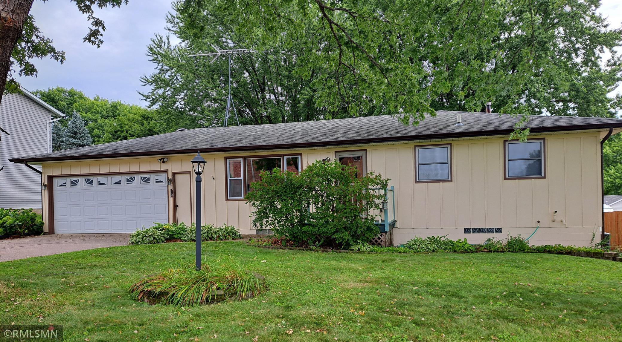 1417 Autumn Drive — photo