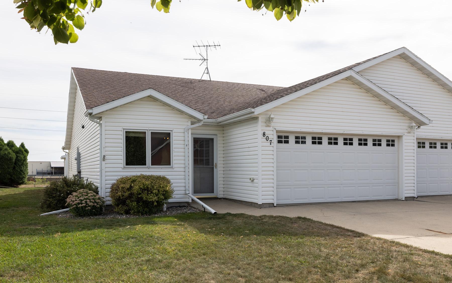807 Morningside Drive — photo