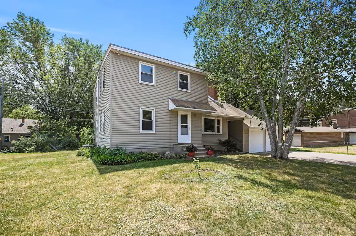 17323 Bay Circle — photo