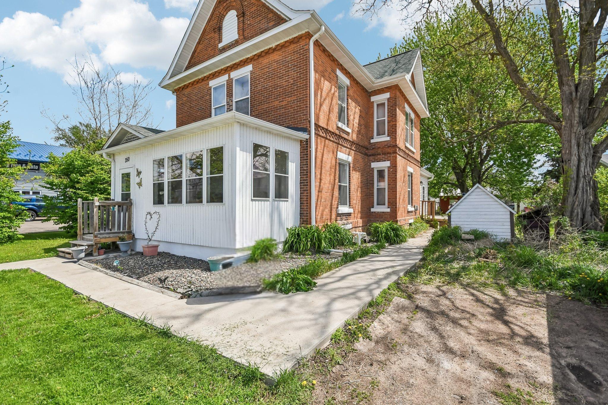 350 S Bremer Avenue — photo