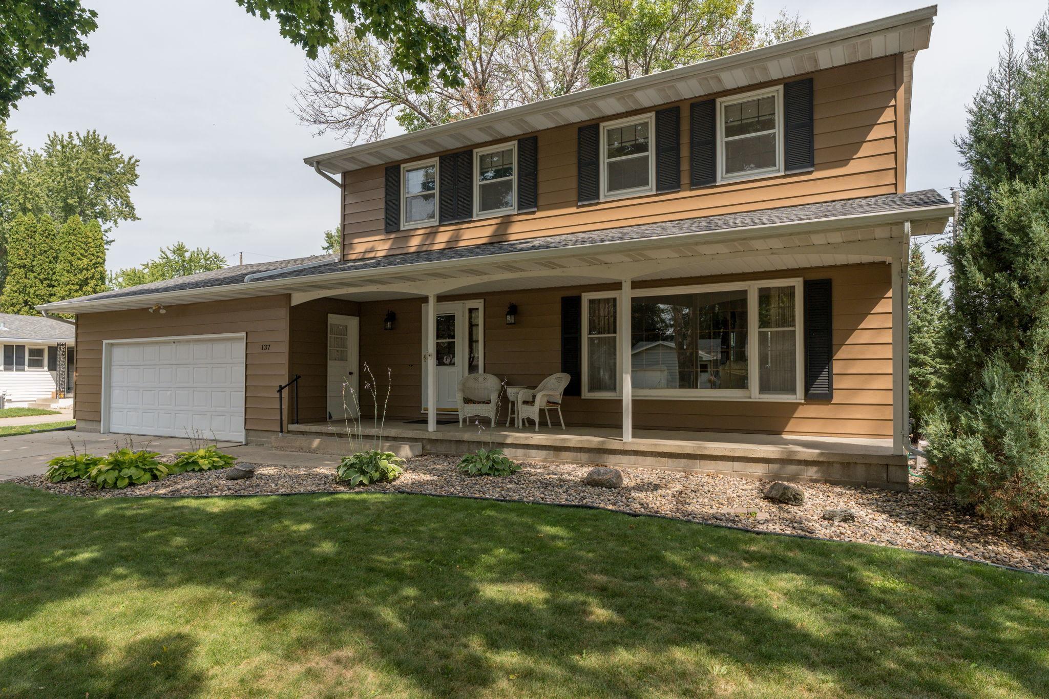 137 Marabou Drive — photo