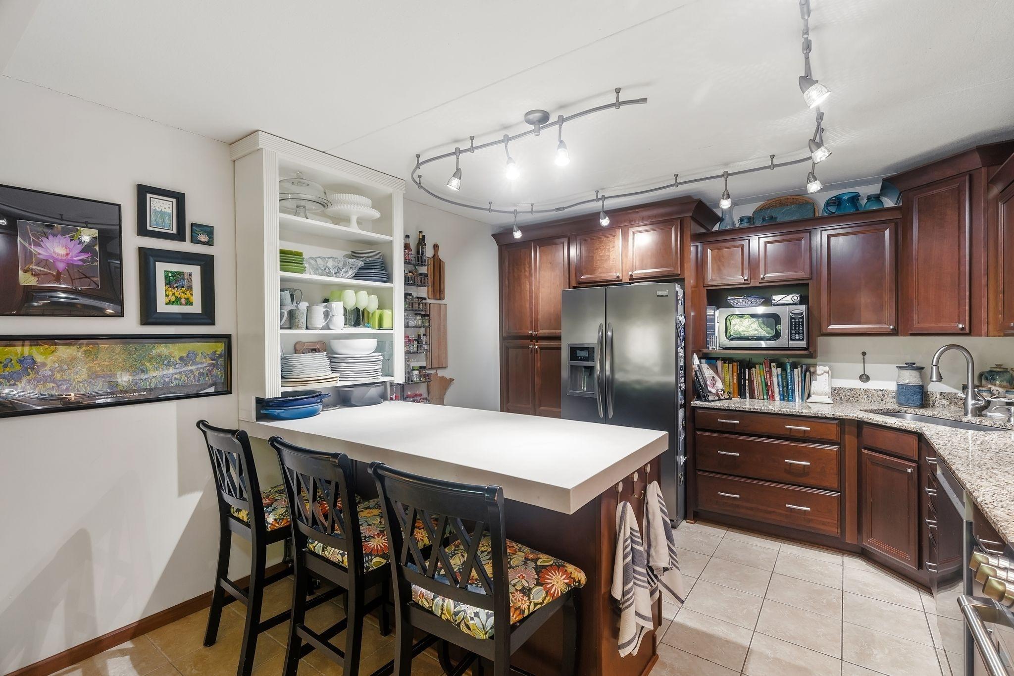 2445 Londin Lane E 202 — photo