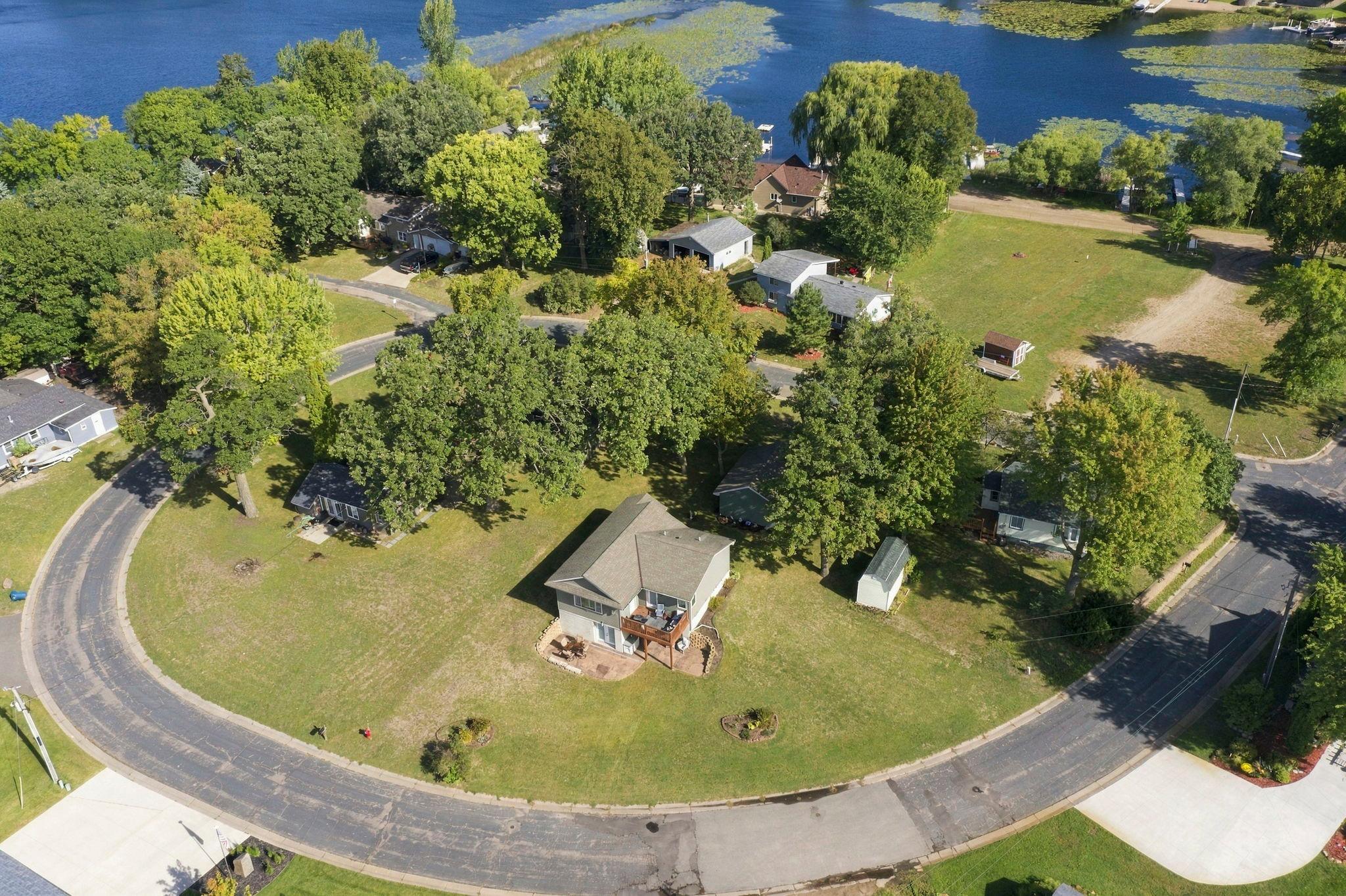1712 Kestrel Circle — photo