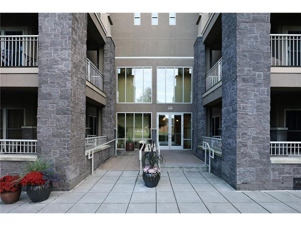 2201 Village Lane a401 — photo