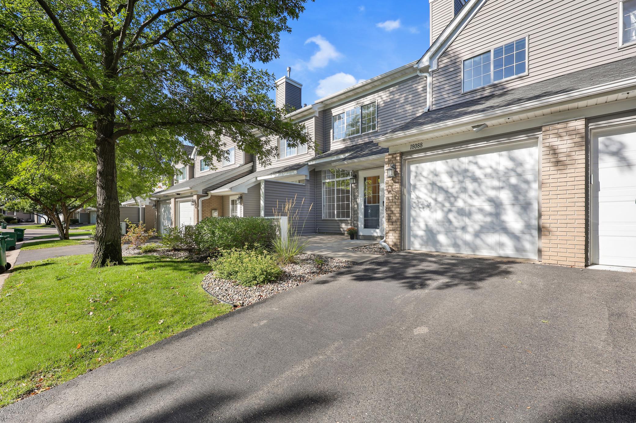 18088 Settlers Way — photo