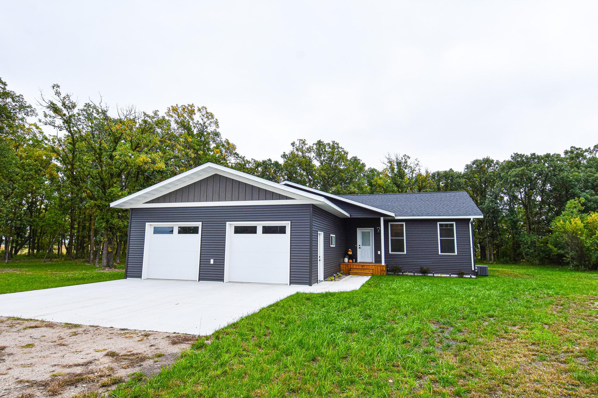 4331 State Hwy 11 — photo