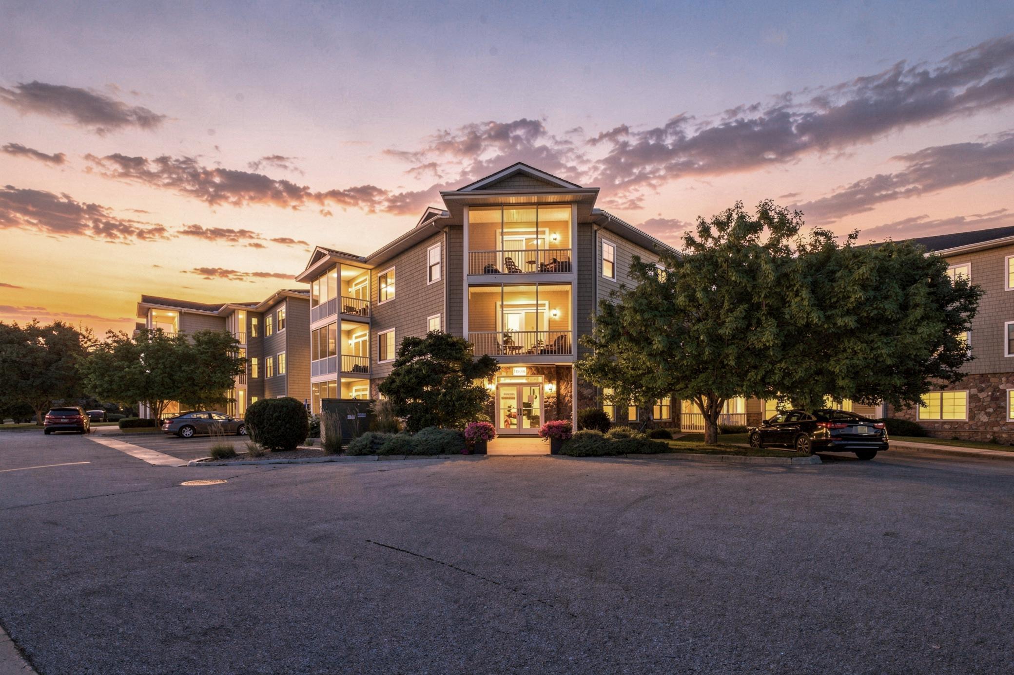 110696 Village Road 307 — photo