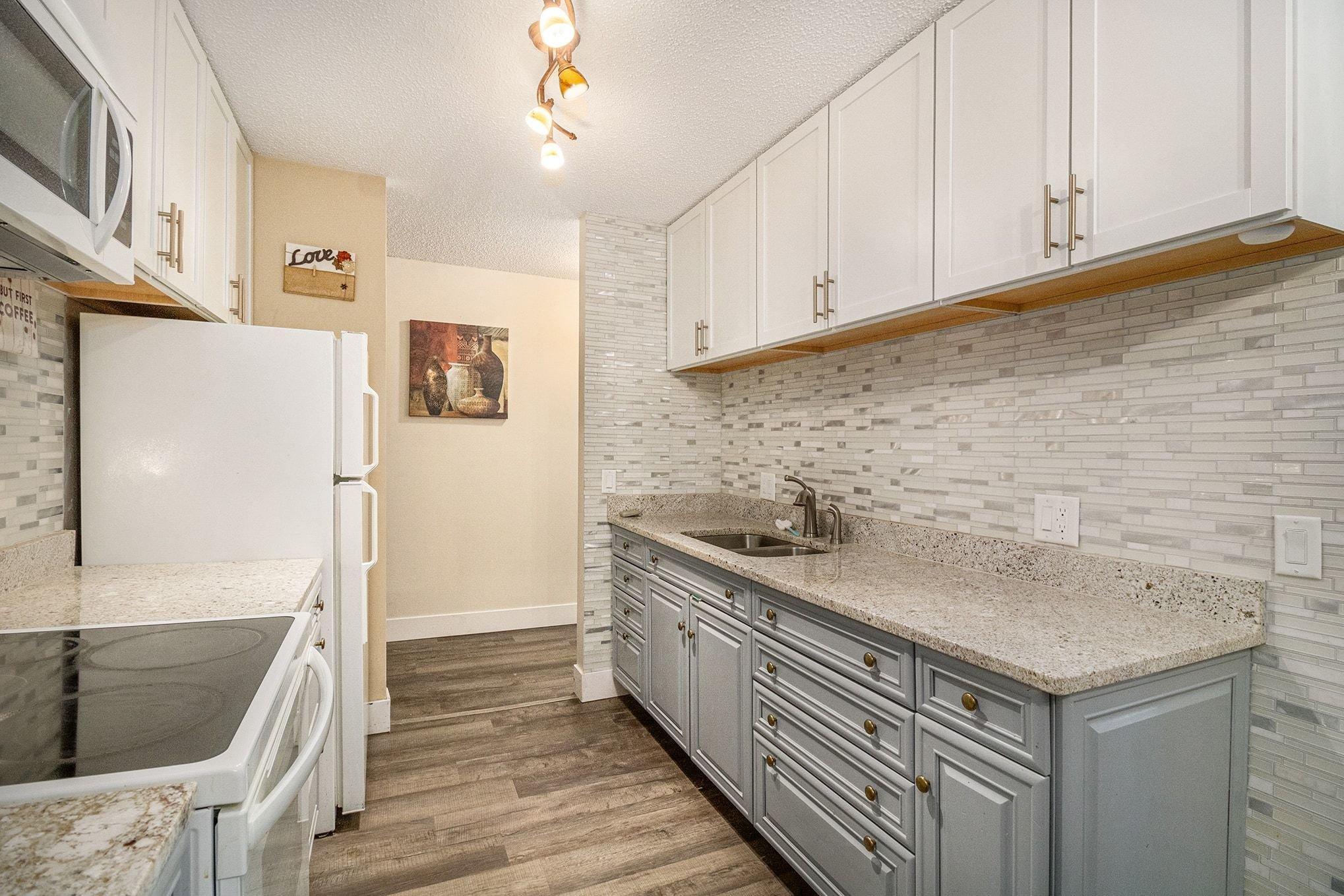 4001 Heritage Hills Drive 304 — photo
