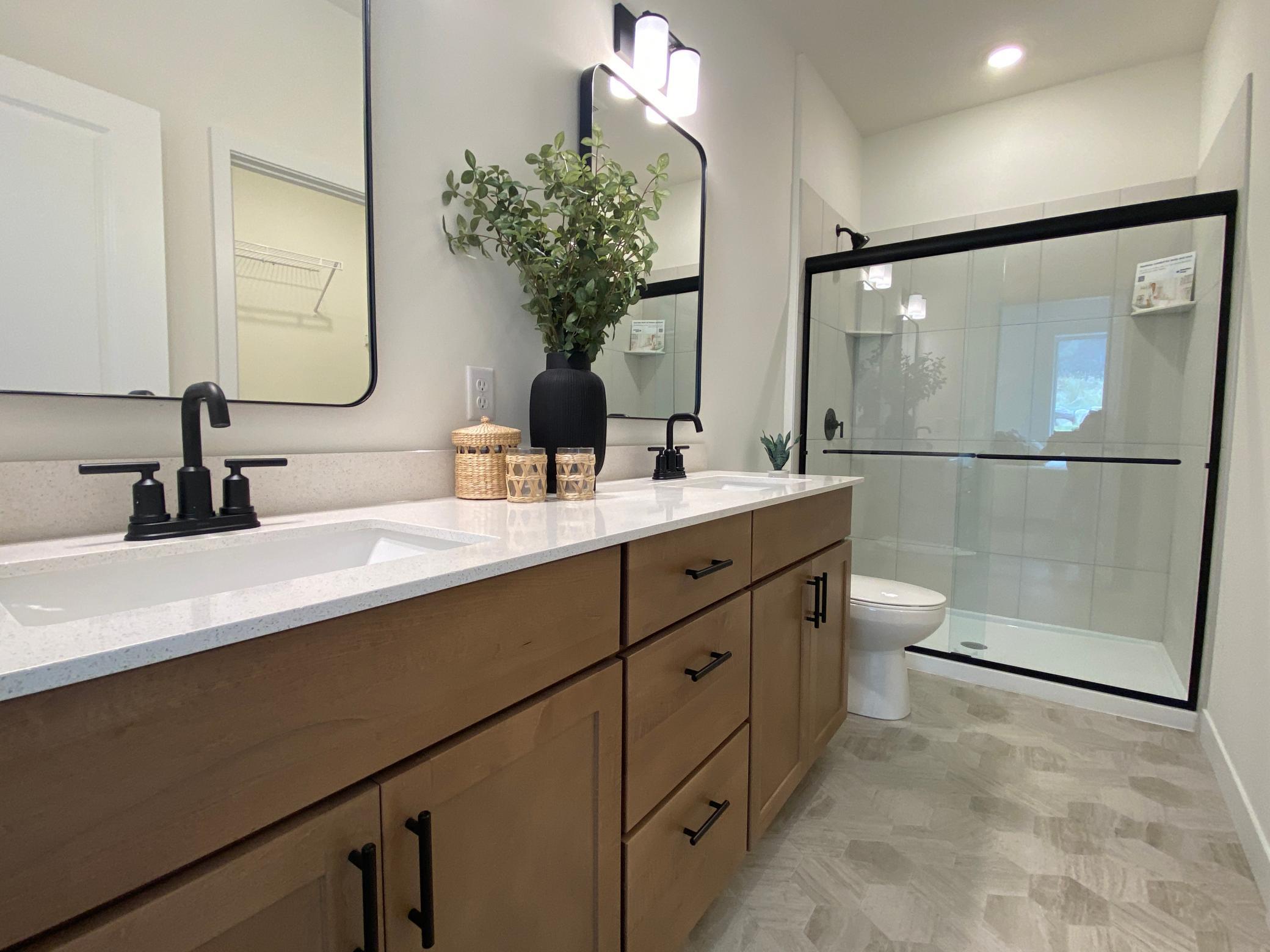 13784 Hollybrook Circle — photo