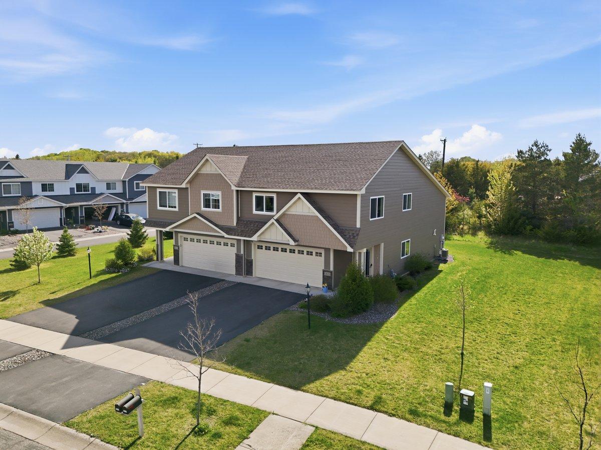 1411 Riverpointe Road — photo