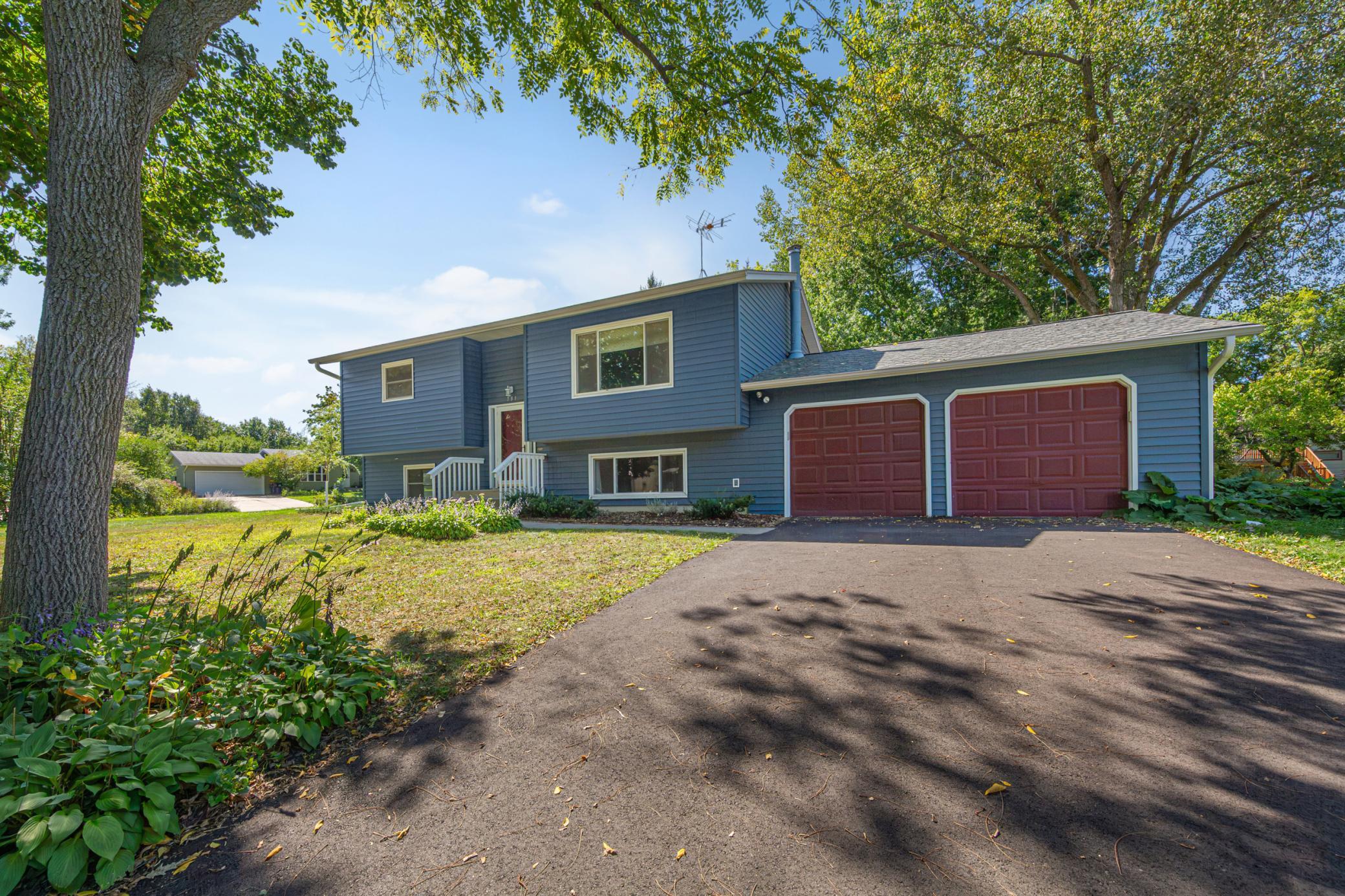 759 Lathrop Drive — photo
