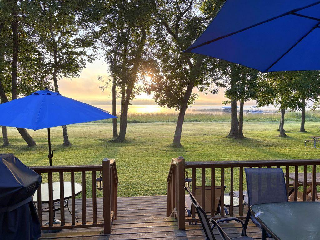 14590 Gazebo Drive 18 — photo