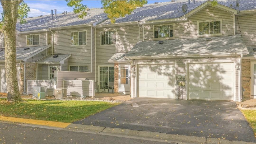 10972 Hanson Boulevard NW — photo