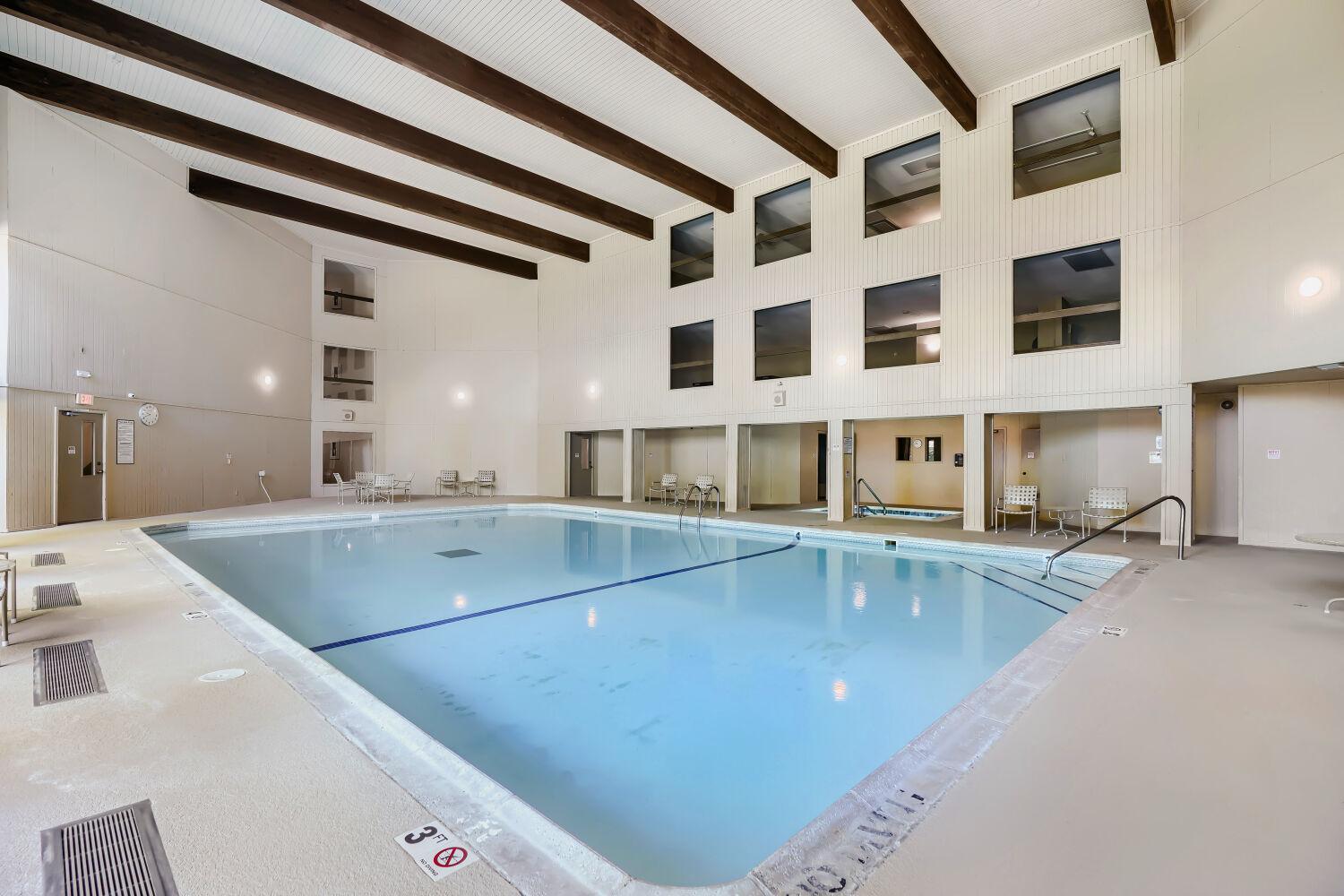 2495 Canabury Drive 334 — photo