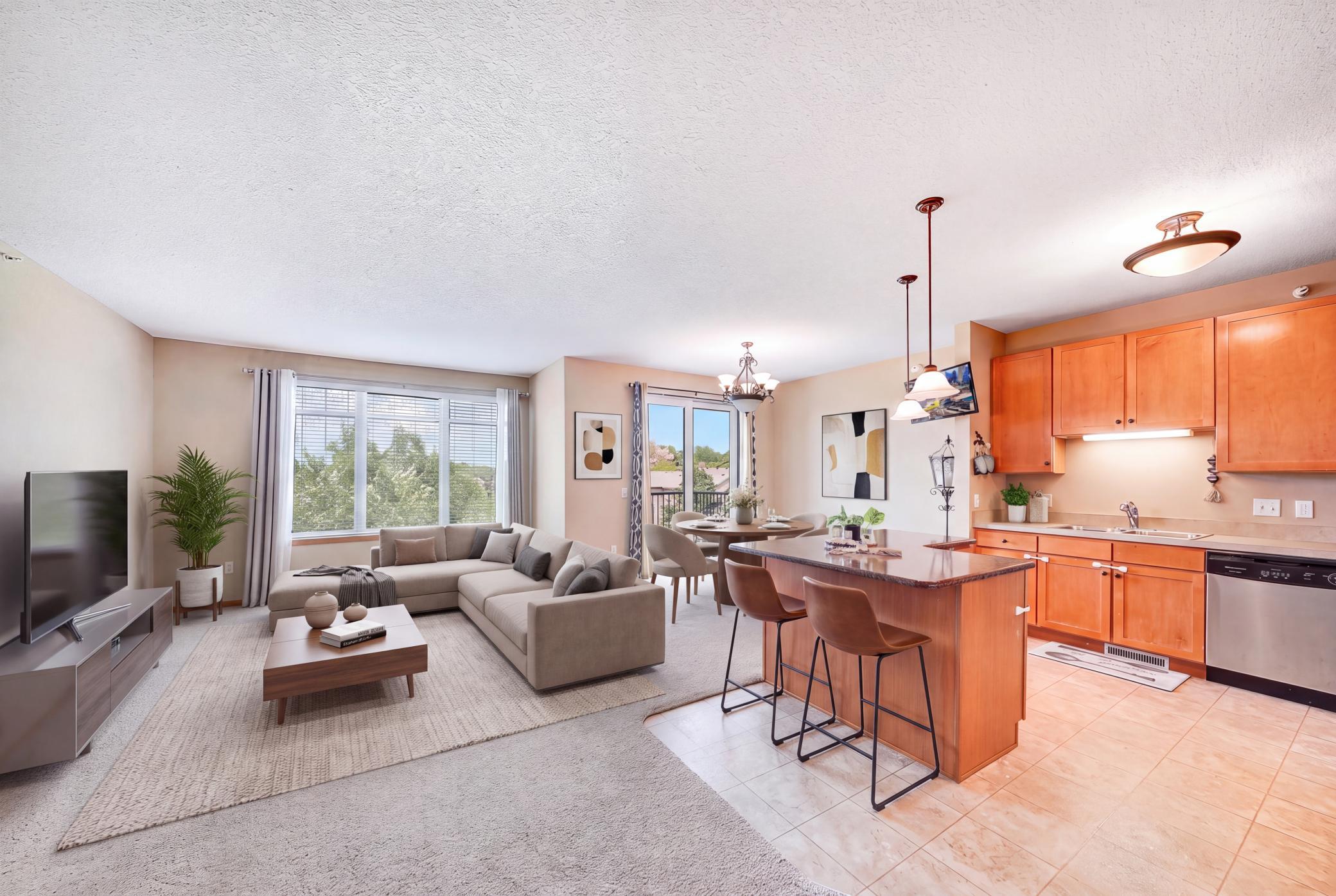 1070 Grandview Court NE 300 — photo