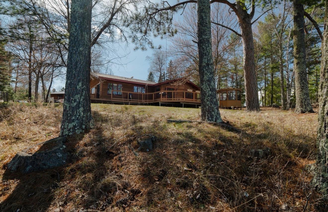 8947 E Wakemup Village Road — photo