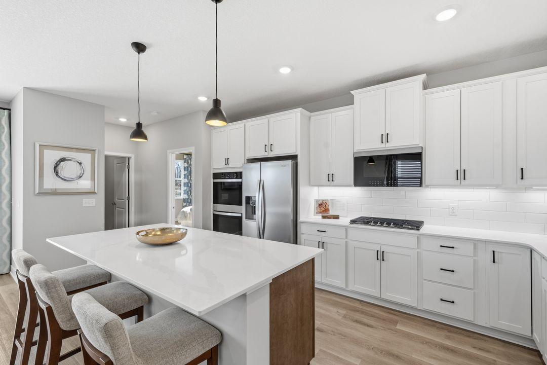 1712 Oak Creek Drive — photo