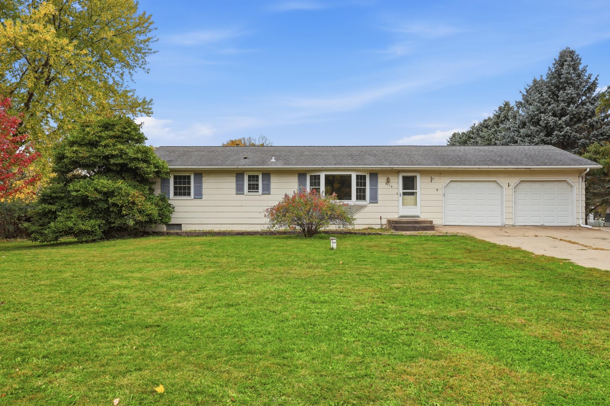 3113 Aadland Avenue NE — photo