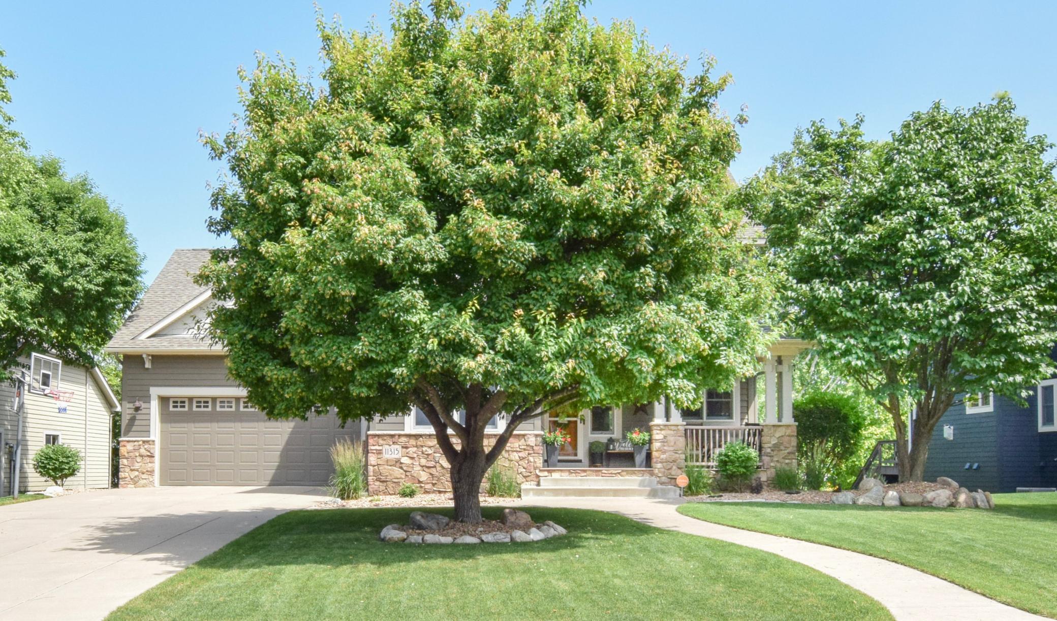11315 Goose Lake Parkway — photo