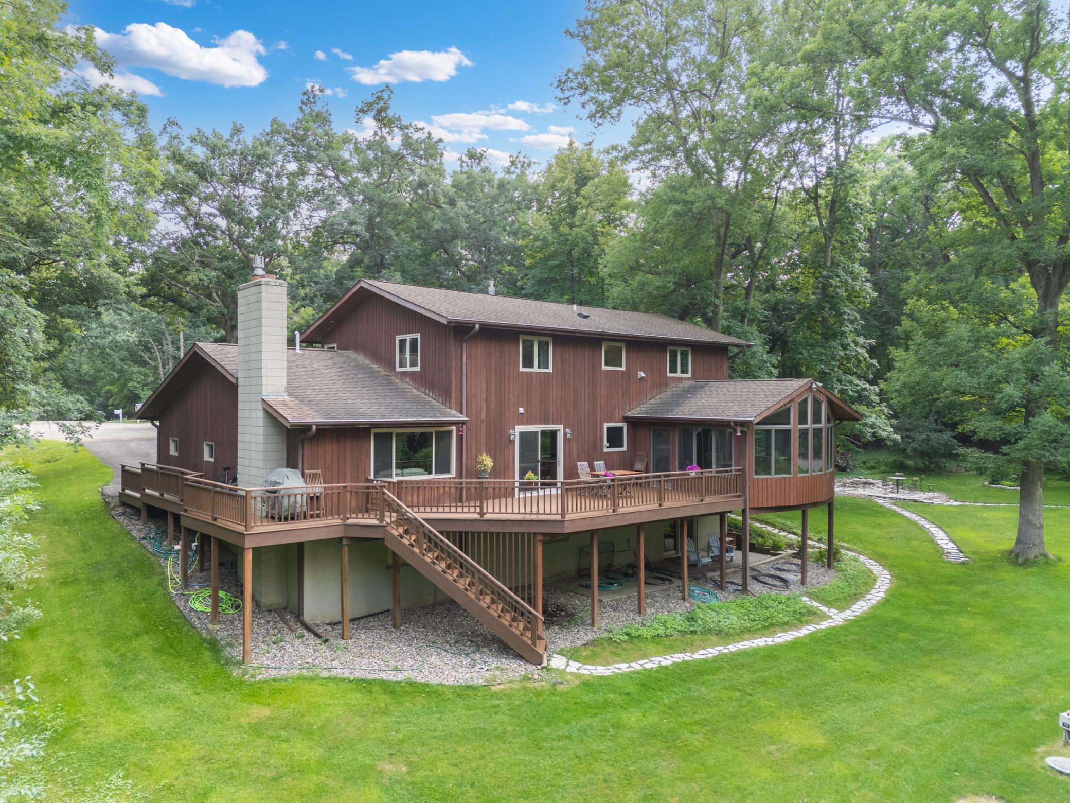 2901 Bambi Court SW — photo