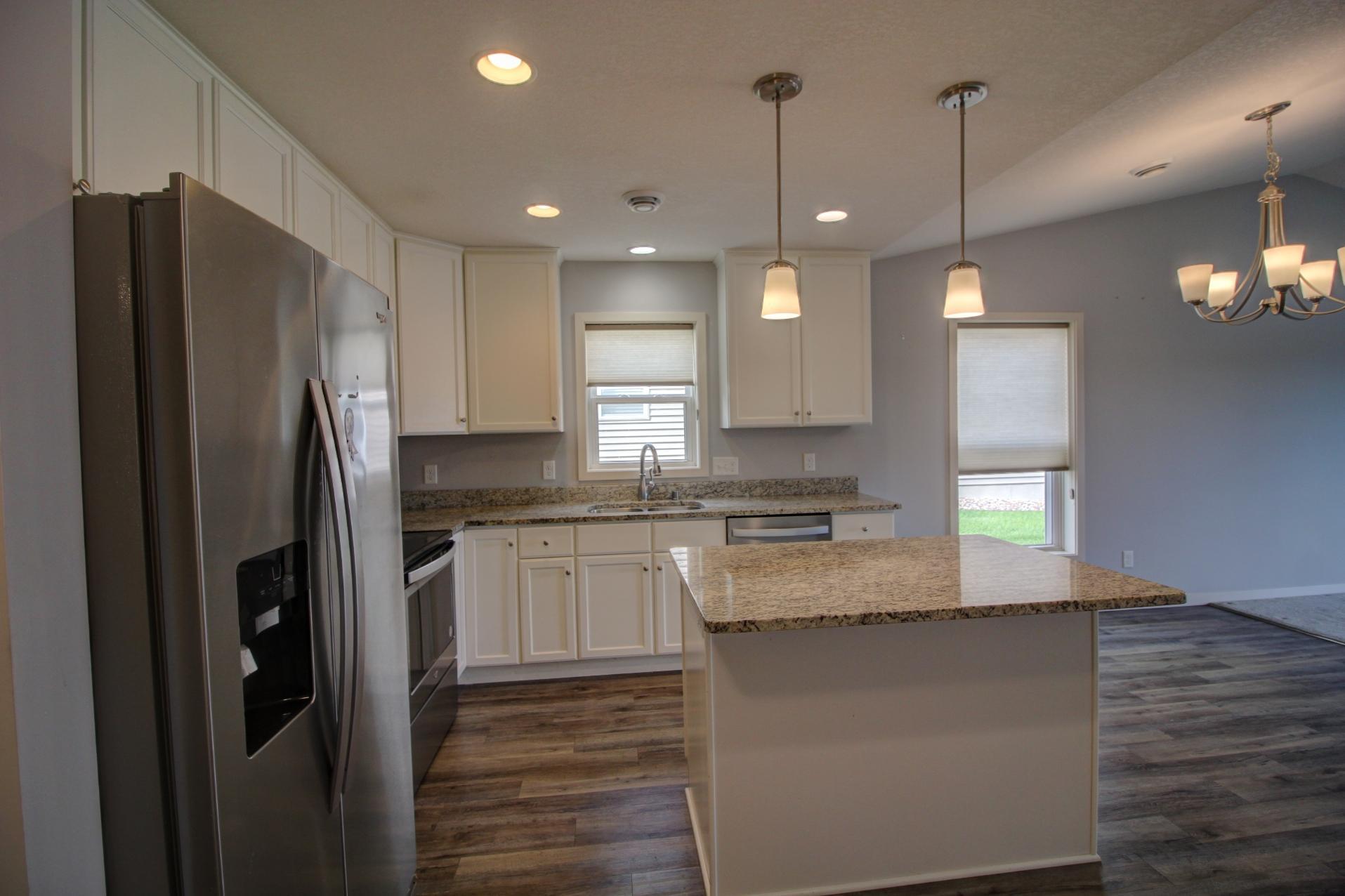 2734 Ridgeview Drive, Red Wing, MN 55066 — photo 2
