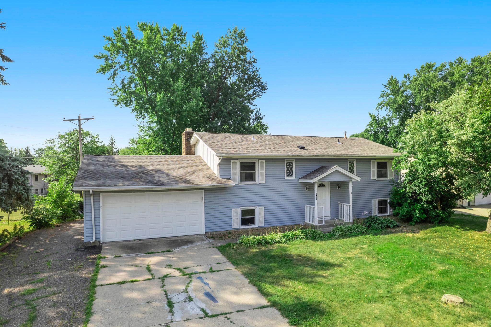 168 Linden Circle — photo