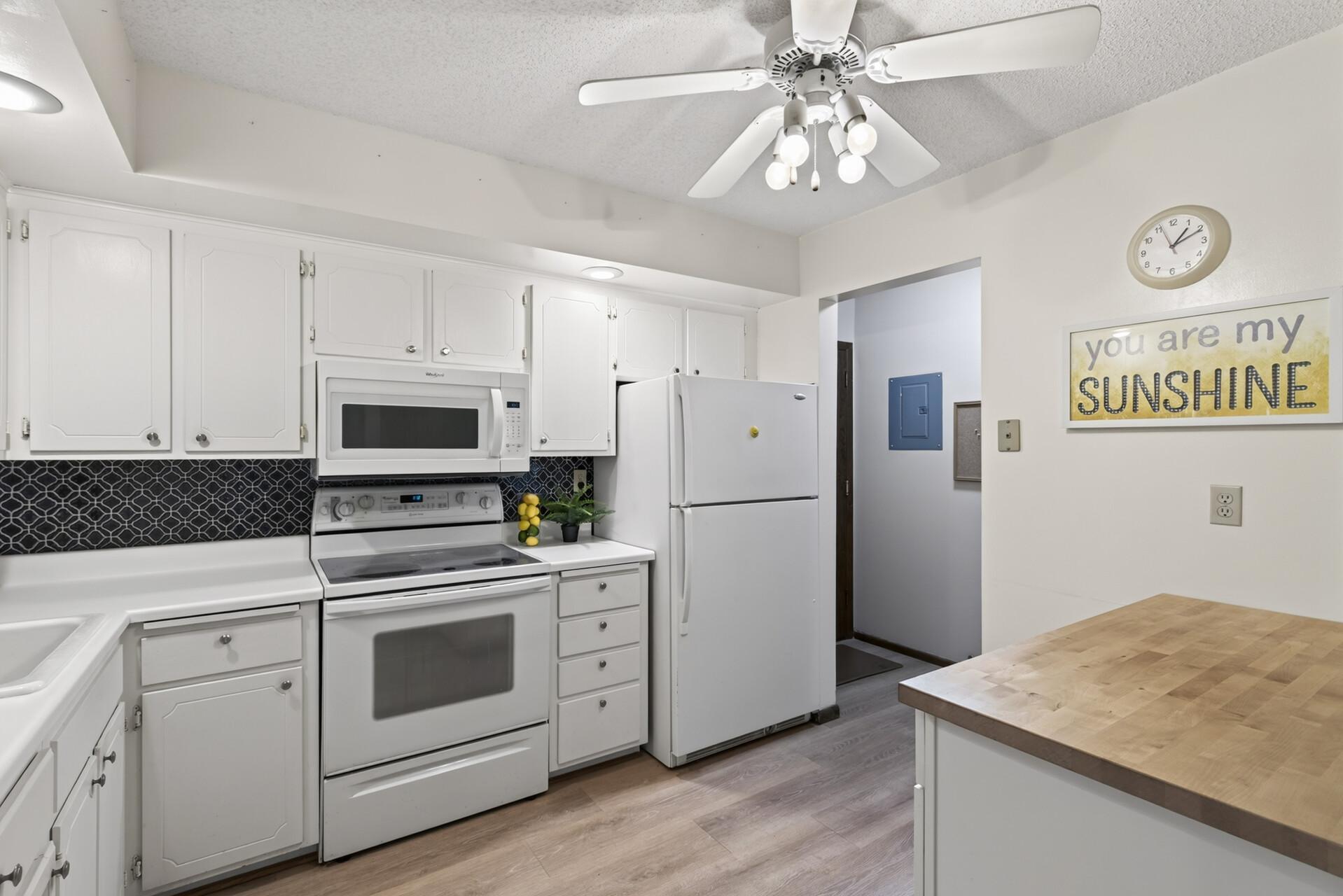 12600 Parkwood Drive 110 — photo