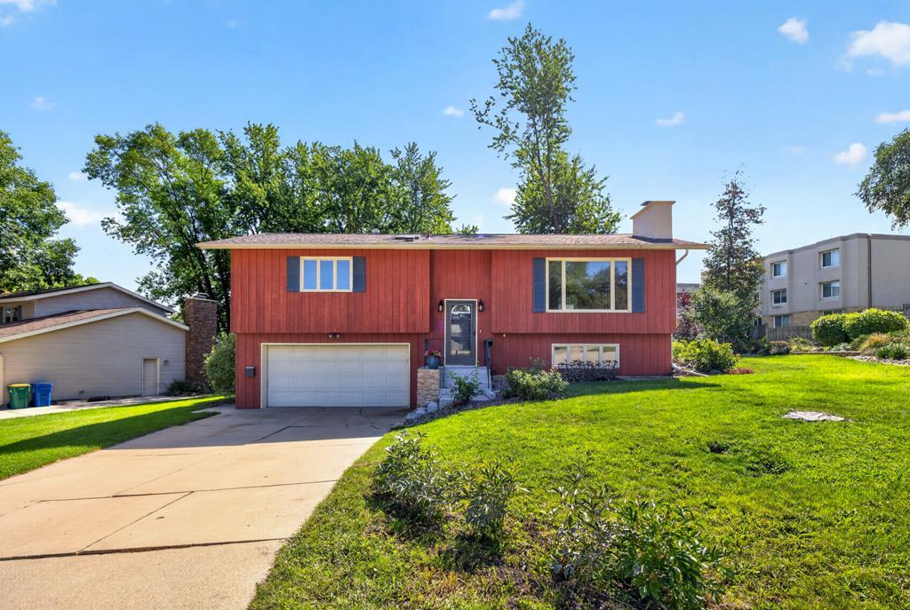 376 Norseman Court NW — photo