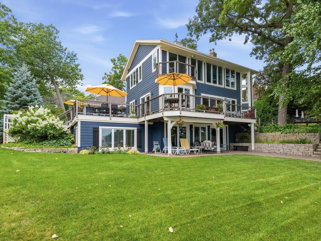 1310 Spruce Place — photo
