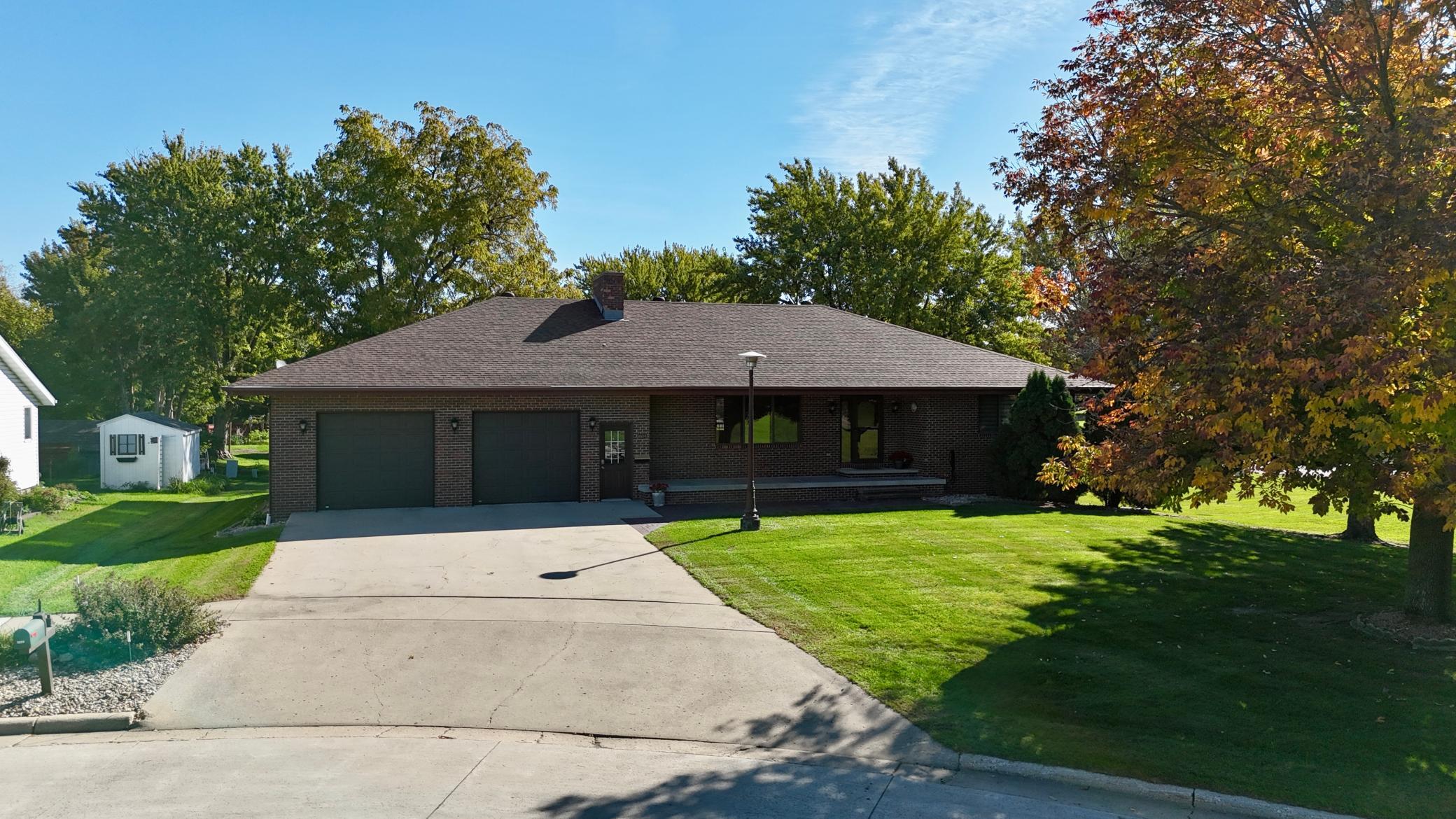1604 Birchwood Place — photo