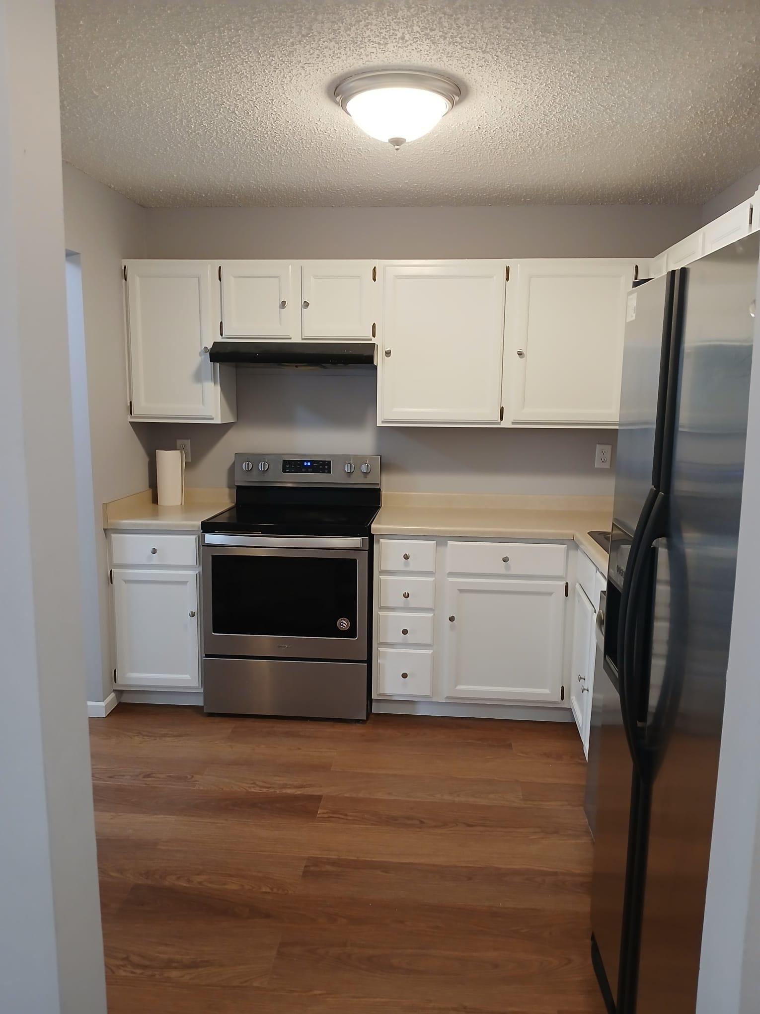 3232 Fremont Avenue N Unit 215 — photo