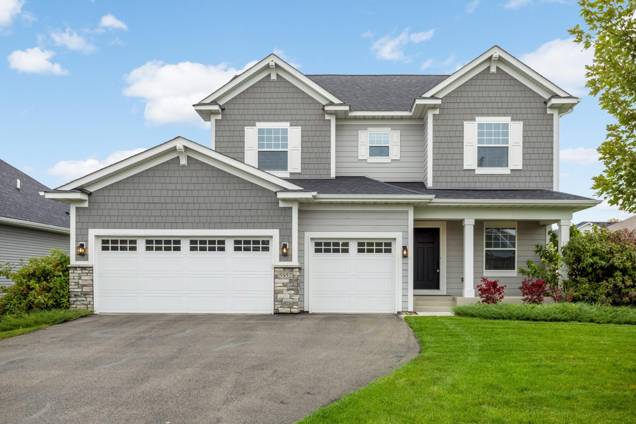5952 Mayfair Road NE — photo