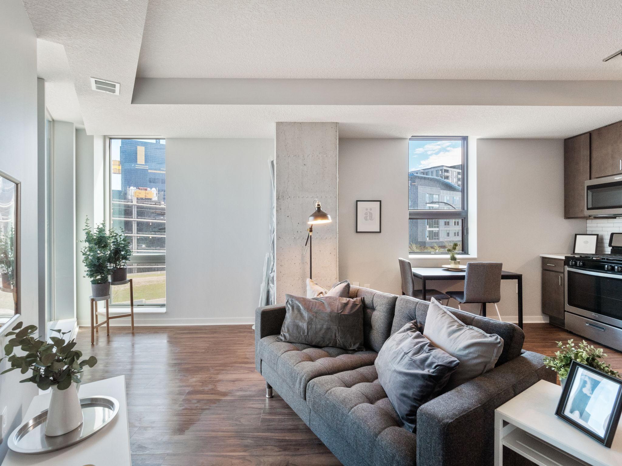 811 Washington Avenue S 1503 — photo