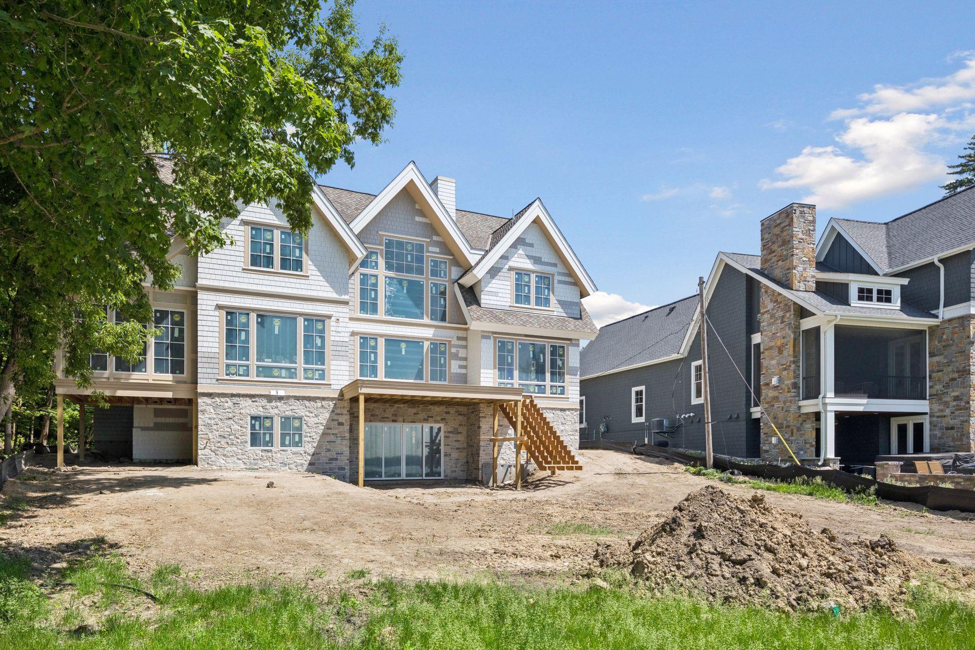 4485 N Shore Drive — photo