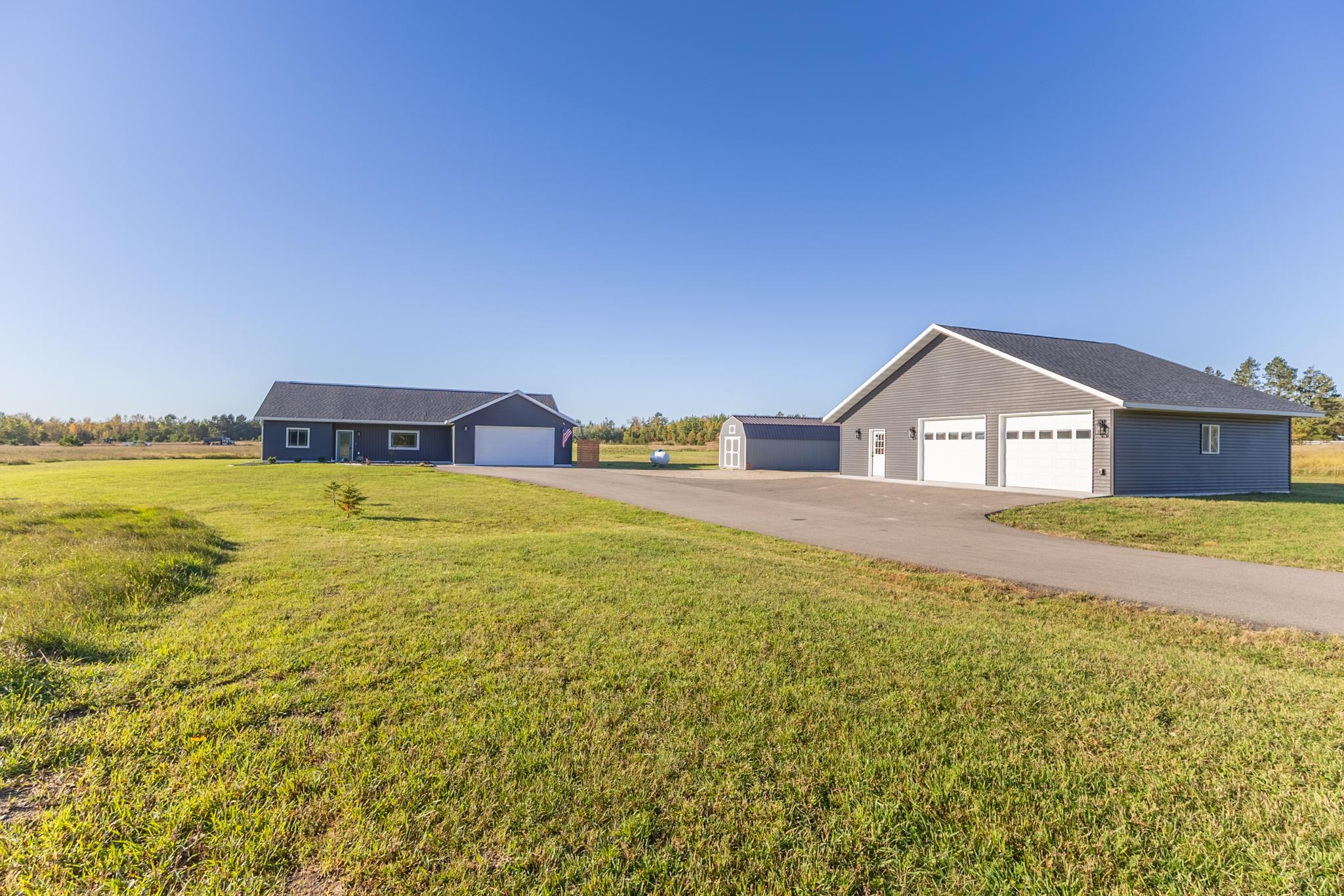 3190 Carr Lake Road SW — photo