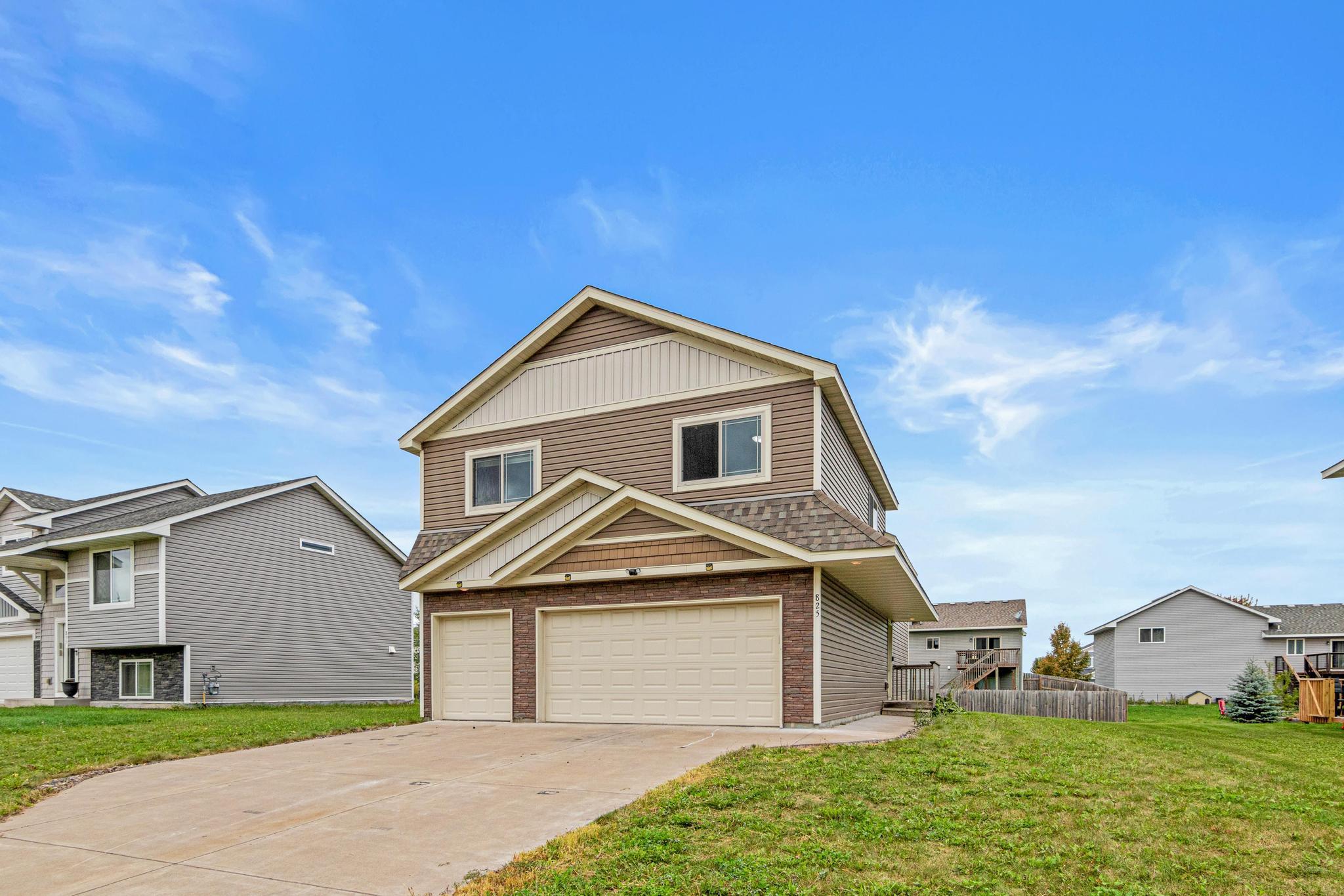 825 Highview Loop SE — photo