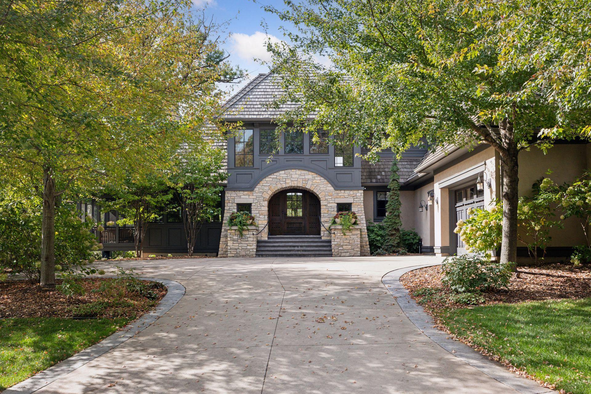 425 Carpenters Point — photo