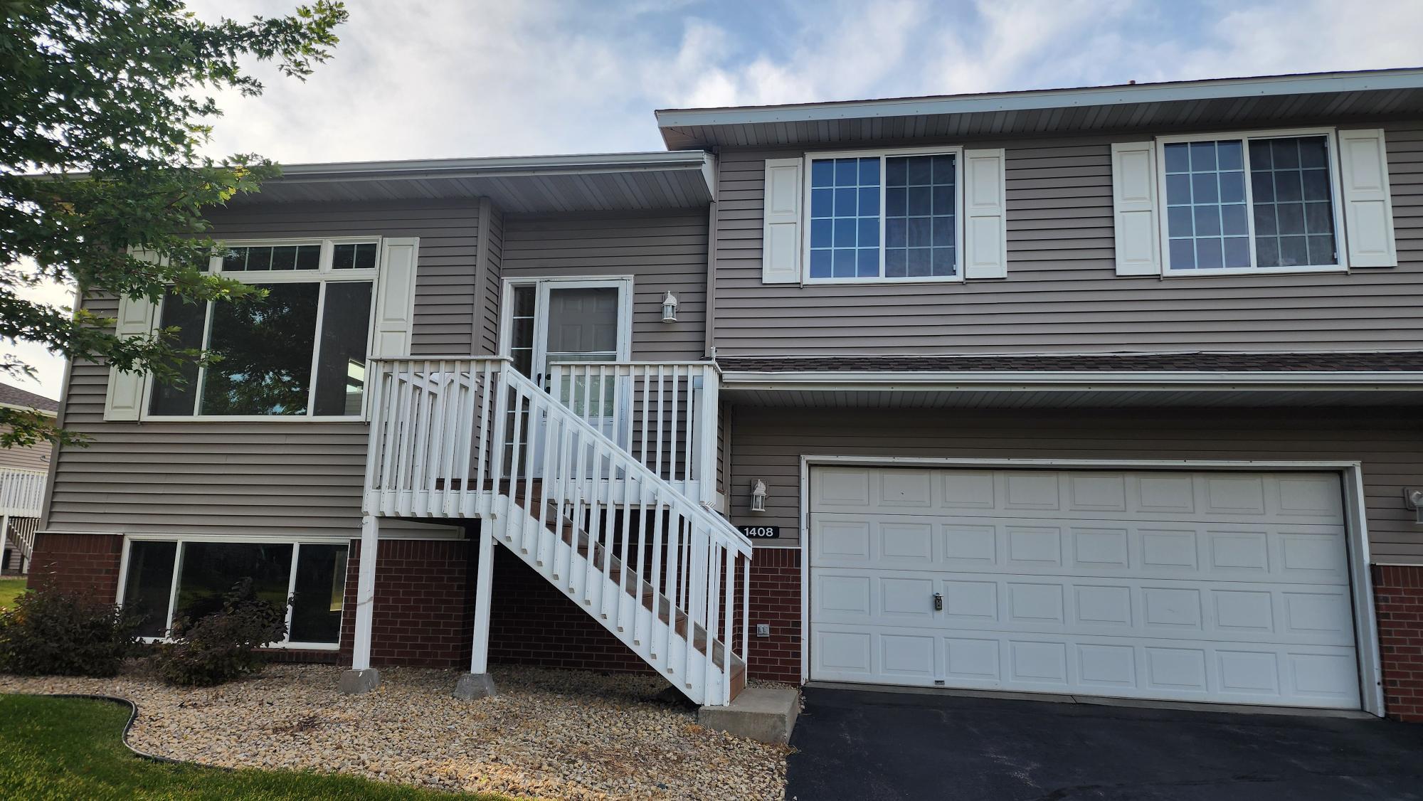 1408 Senate Lane — photo