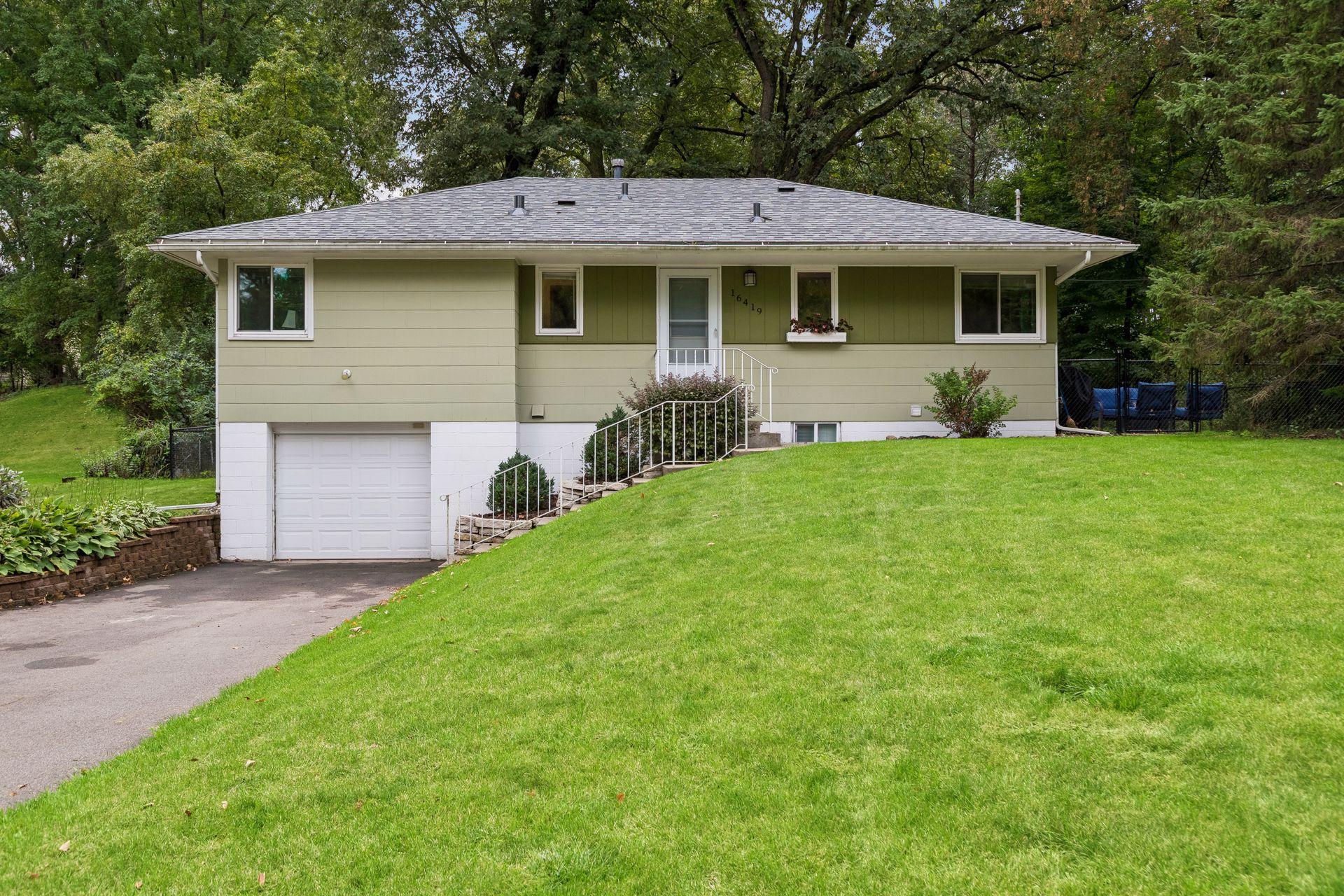 16419 Seymour Drive — photo