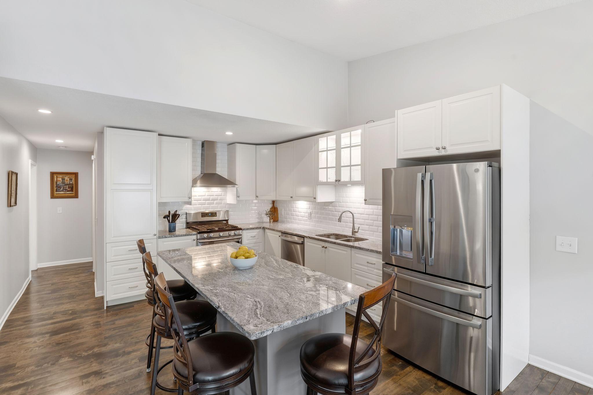 6304 Falcon Court — photo