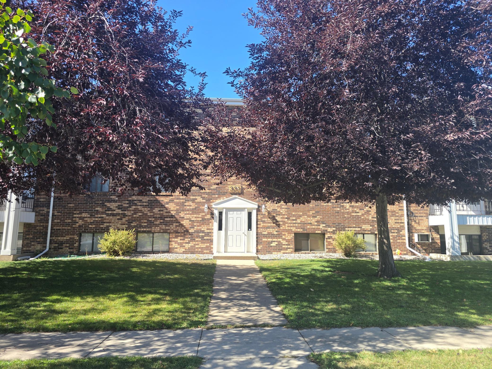 331 Prairiewood Circle S 102 — photo