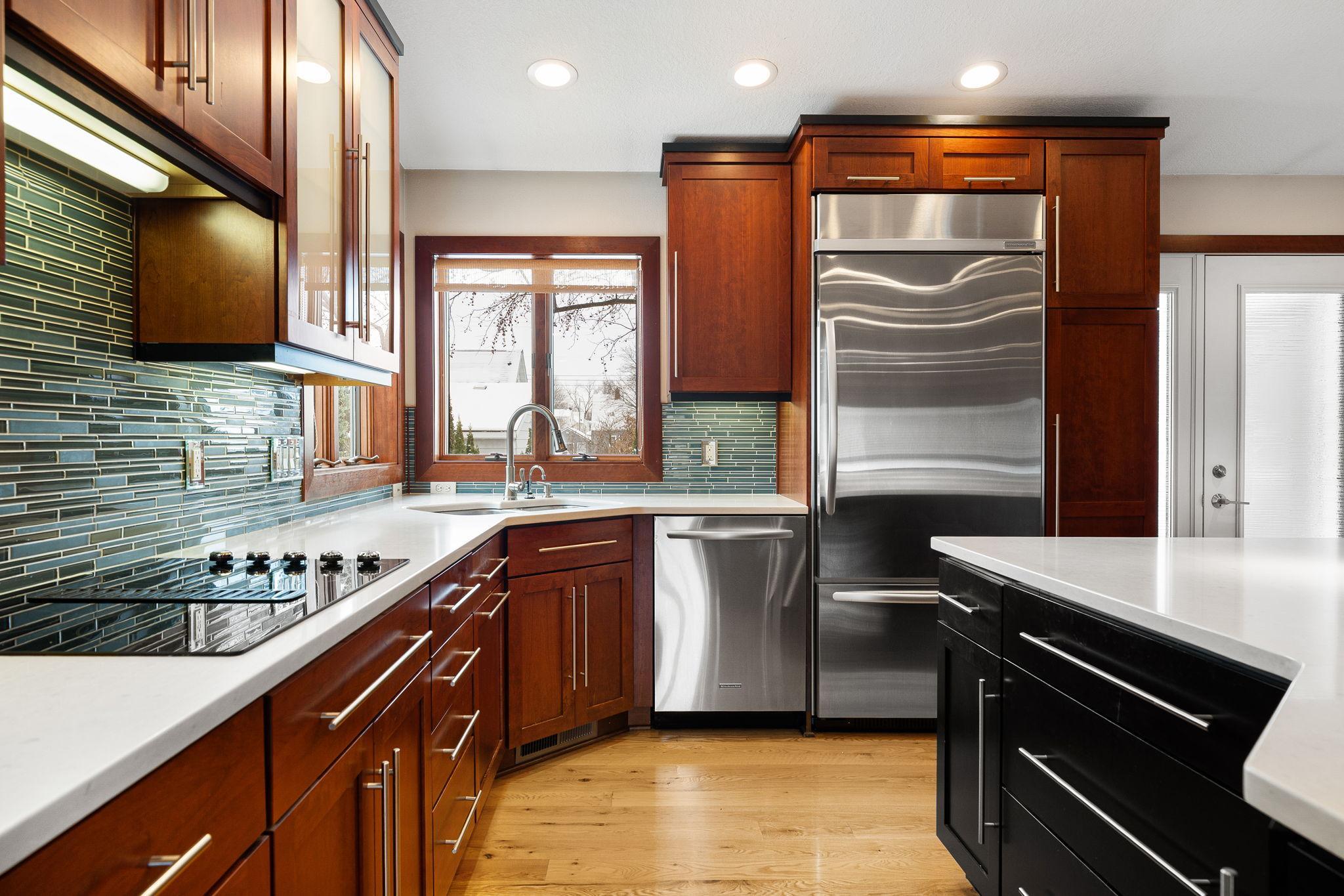 400 Oakland Place NE Unit 9 — photo