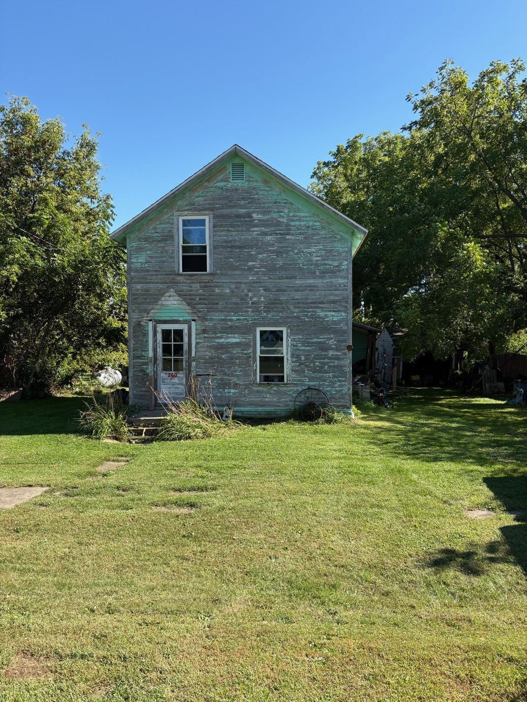 560 Main Street — photo